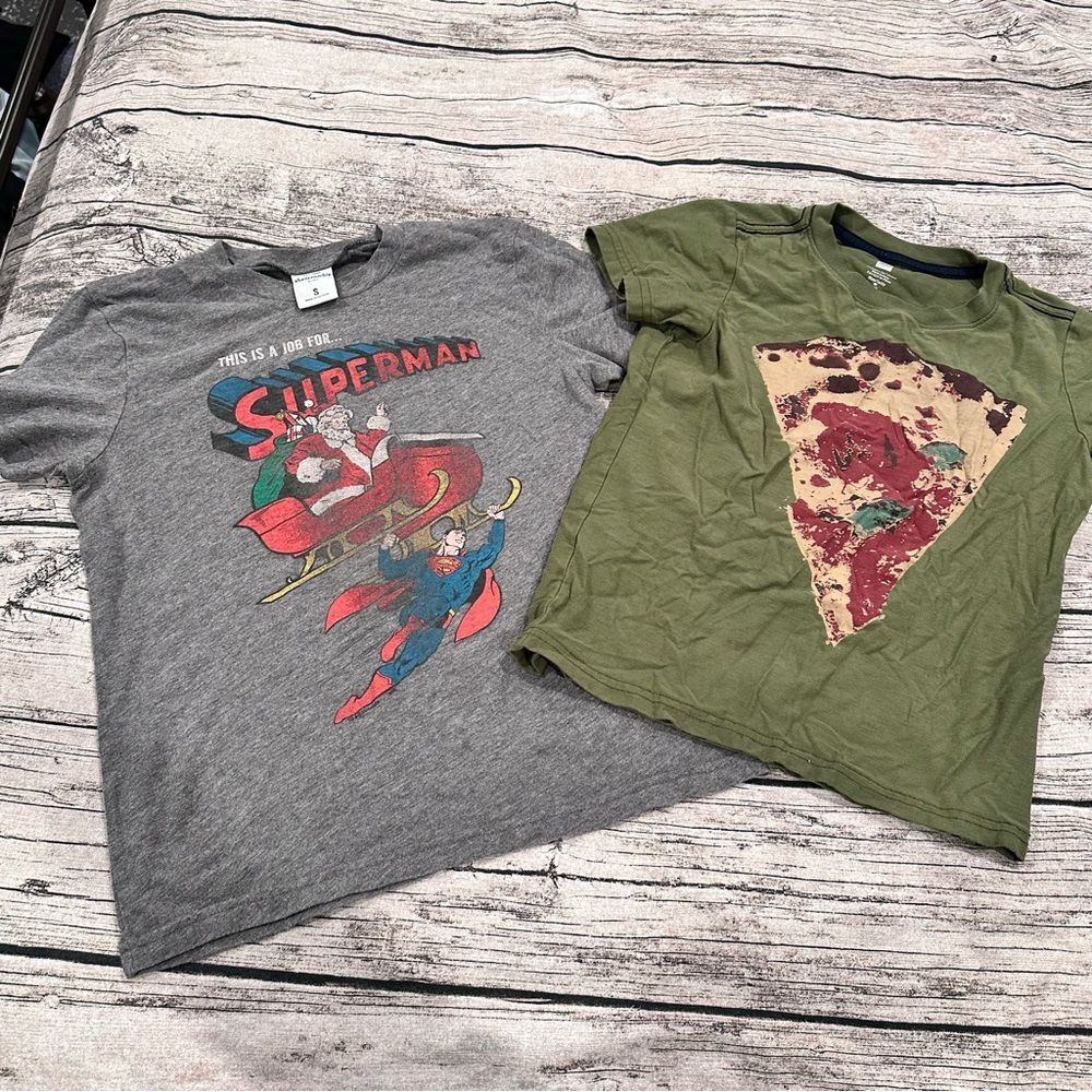 Abercrombie Superman Gray Kids T-Shirt and Tea Collection Pizza tee; Size 6/7